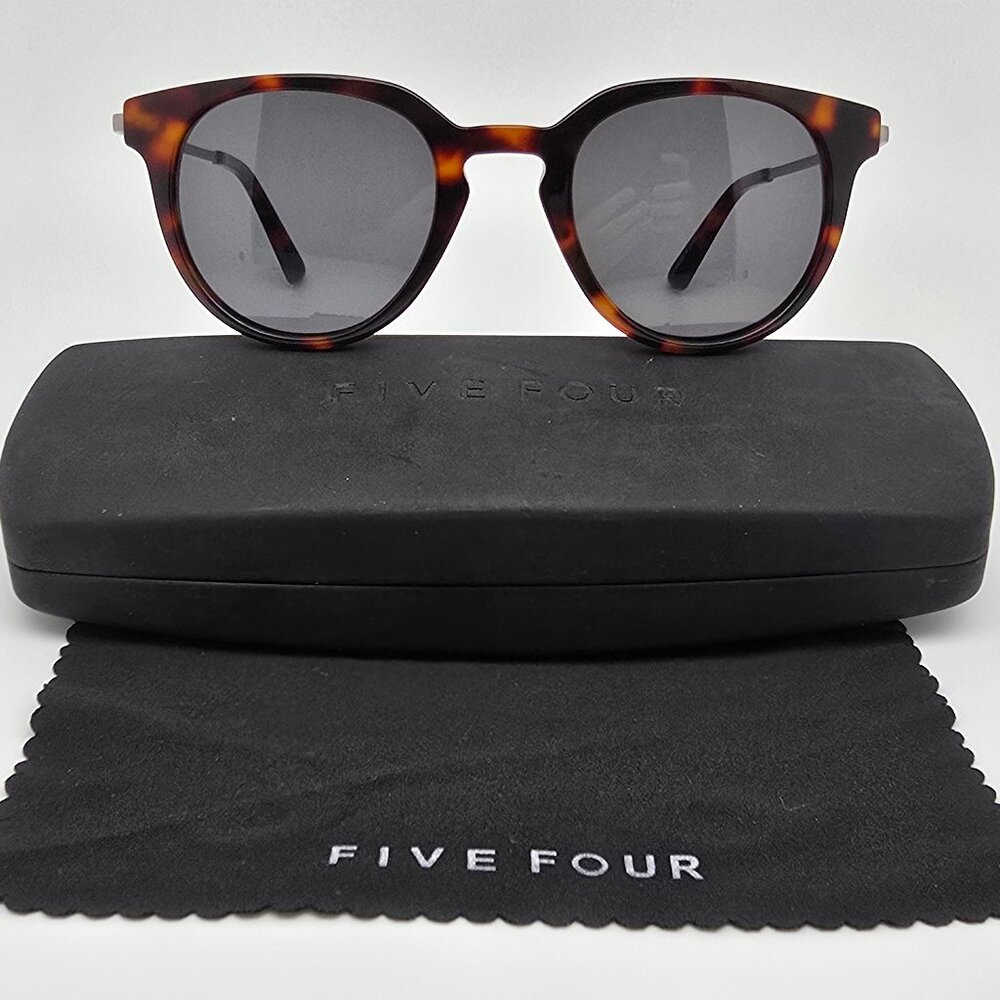 Five Four Club Retro Tortoise Gunmetal Frame G-15 Green Lens Sunglasses w/ Case